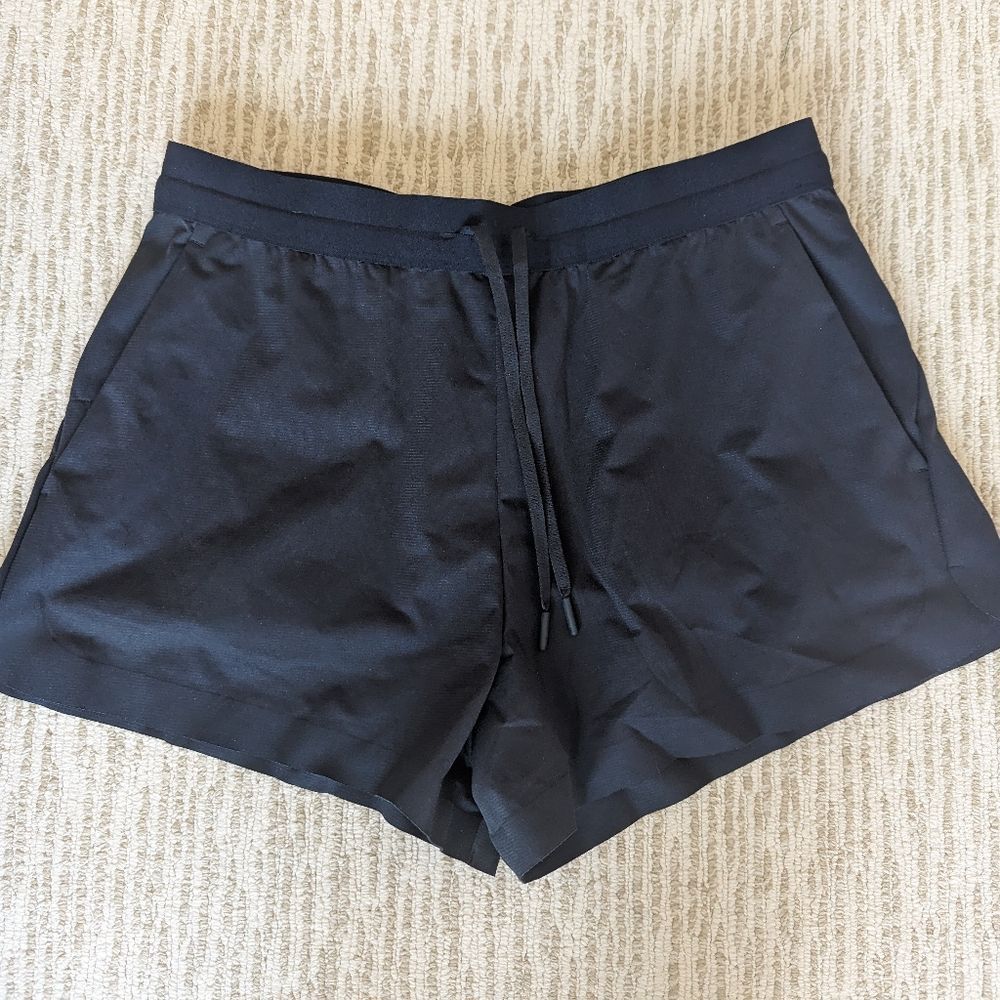 Uniqlo shorts XL